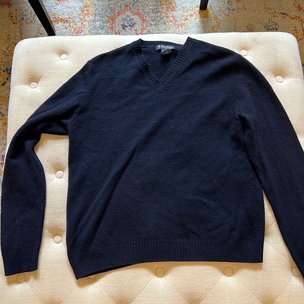 Men’s medium 100% lambswool Brooks Brothers sweater